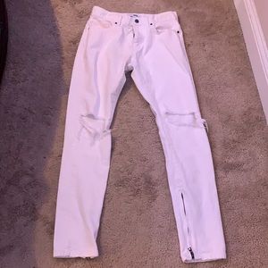 White ripped fashionova jeans